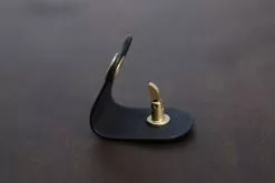 Japanese Brass - Finger Lock Clasp 16 Japanese Brass - Finger Lock Clasp -Leather shop JapaneseBrassFingerLock3