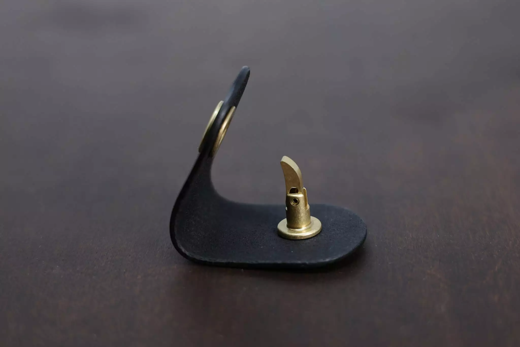 Japanese Brass - Finger Lock Clasp 6 Japanese Brass - Finger Lock Clasp - Image 4