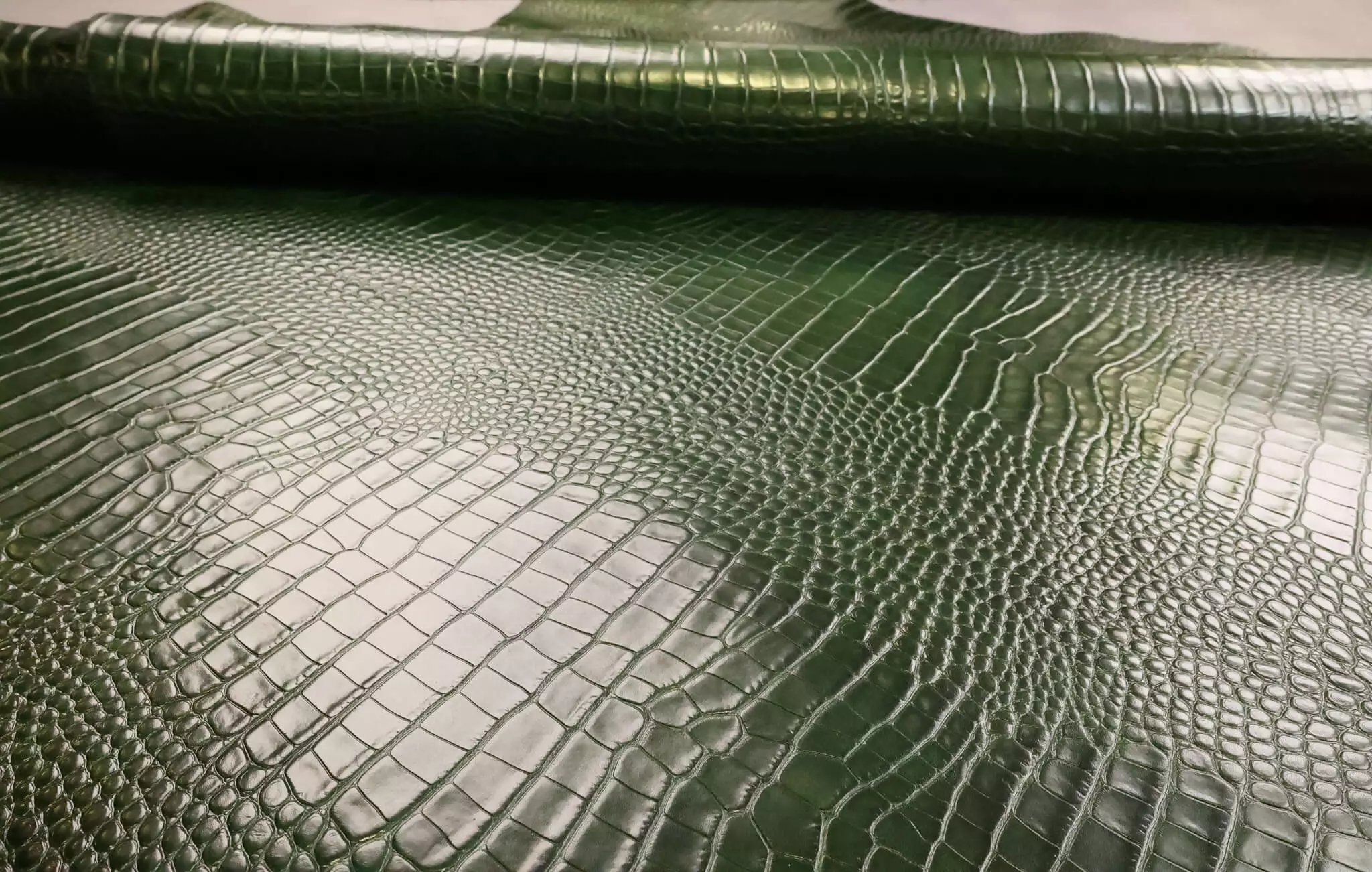 MPG Alligator Embossed, Forest Green 3 MPG Alligator Embossed, Forest Green